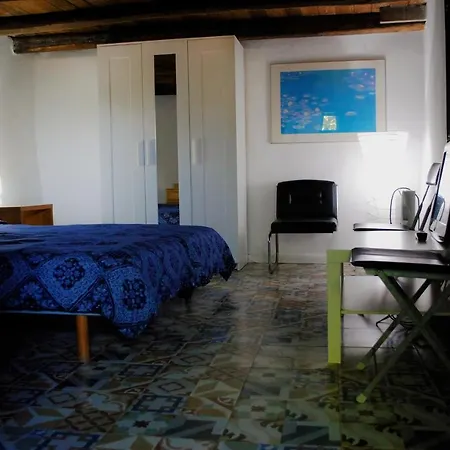 El Castaño Lodge *
